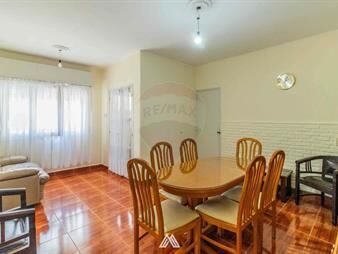 https://web5.gallito.com.uy/casa-en-ph-en-excelente-ubicacion-inmuebles-28046660