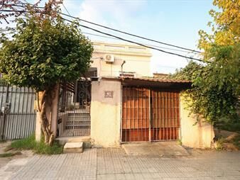 https://web5.gallito.com.uy/venta-de-casa-ph-en-paso-molino-inmuebles-28047481