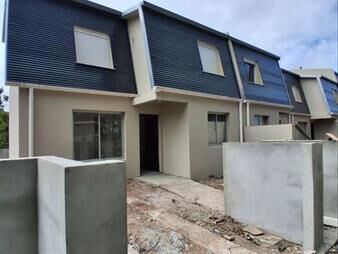 https://web5.gallito.com.uy/venta-casa-2-dormitorios-en-la-fortuna-maldonado-inmuebles-28047576