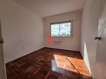 https://web5.gallito.com.uy/venta-apartamento-reciclado-pocitos-2-dormitorios-inmuebles-28048784