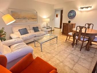 https://web5.gallito.com.uy/apartamento-en-peninsula-a-pasos-de-la-playa-y-inmuebles-28054928