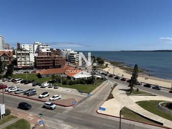 https://web5.gallito.com.uy/venta-en-malecon-mansa-frente-al-mar-inmuebles-28055126