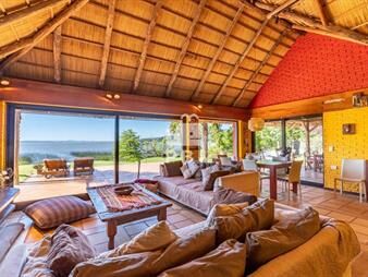 https://web5.gallito.com.uy/casa-4-dormitorios-en-laguna-del-sauce-punta-inmuebles-27906828