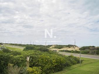 https://web5.gallito.com.uy/espectacular-departamento-de-4-dormitorios-en-al-inmuebles-28055313
