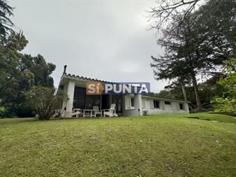 https://web5.gallito.com.uy/casa-de-construcciã³n-tradicional-con-gran-parque-inmuebles-27610414