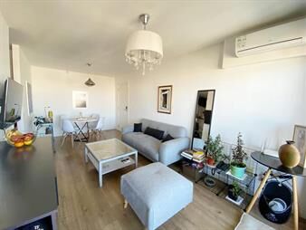 https://web5.gallito.com.uy/venta-apartamento-de-2-dormitorios-con-balcon-y-garaje-edif-inmuebles-28048447