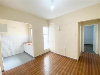 https://web5.gallito.com.uy/alquiler-apartamento-de-2-dormitorios-con-patio-en-planta-b-inmuebles-28055091