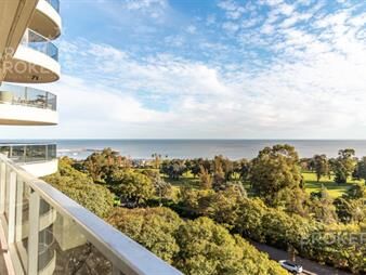 https://web5.gallito.com.uy/apartamento-de-3-dormitorios-en-venta-equipado-en-punta-car-inmuebles-27473607