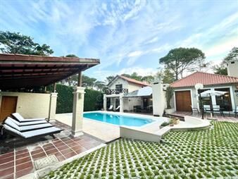 https://web5.gallito.com.uy/muy-linda-casa-en-san-rafael-inmuebles-28059138