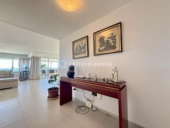 https://web5.gallito.com.uy/apartamento-3-dormitorios-en-suite-mansa-inmuebles-28063728