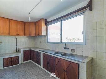 https://web5.gallito.com.uy/alquiler-casa-de-altos-2-dormitorios-paso-molino-inmuebles-28063712