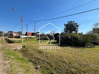 https://www.gallito.com.uy/venta-terreno-en-lomas-de-solymar-inmuebles-28064167