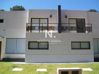 https://web5.gallito.com.uy/casa-de-4-dormitorios-dentro-del-complejo-inmuebles-28067486