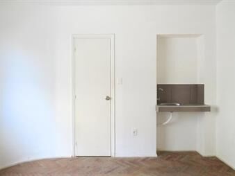 https://web5.gallito.com.uy/alquiler-apartamento-monoambiente-ciudad-vieja-bajos-ga-inmuebles-28067637
