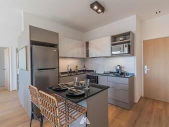 https://web5.gallito.com.uy/venta-apartamento-2-dormitorios-con-vista-a-bahia-inmuebles-28067838