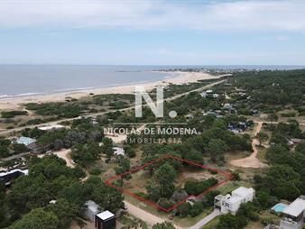 https://web5.gallito.com.uy/terreno-en-arenas-de-jose-ignacio-en-venta-inmuebles-27438739