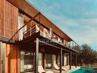 https://web5.gallito.com.uy/espectacular-casa-en-venta-de-3-dormitorios-con-inmuebles-28070825