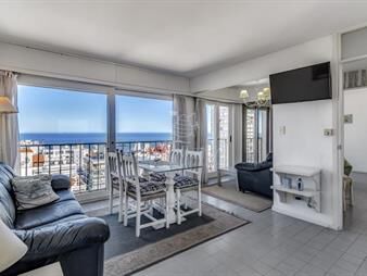 https://web5.gallito.com.uy/apto-2-dormitorios-con-vista-al-mar-inmuebles-28027478