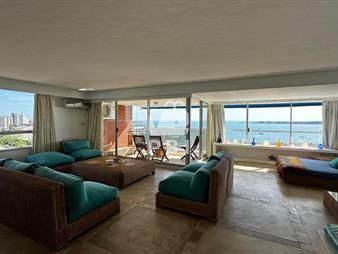 https://web5.gallito.com.uy/alquiler-temporal-apartamento-4-dormitorios-servicio-en-p-inmuebles-28071063