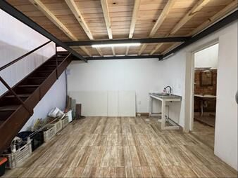 https://web5.gallito.com.uy/alquiler-apto-tipo-loft-en-reducto-inmuebles-28071114