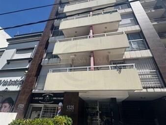 https://web5.gallito.com.uy/casatroja-alquiler-apartamento-con-mubles-1-dormitorio-inmuebles-28071133