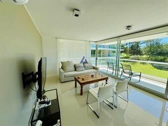 https://web5.gallito.com.uy/apartamento-en-venta-y-alquiler-en-brava-inmuebles-28071146