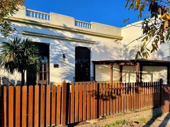 https://www.gallito.com.uy/venta-casa-3-dormitorios-y-gge-centro-florida-inmuebles-27283829