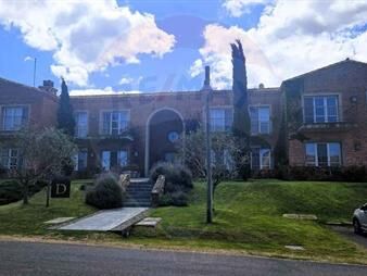 https://web5.gallito.com.uy/venta-apartamento-1-dormitorio-en-barrio-privado-inmuebles-28076422