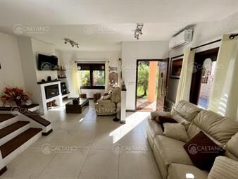 https://web5.gallito.com.uy/venta-casa-3-dormitorios-mãs-dependencia-punta-inmuebles-27190663