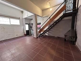https://web5.gallito.com.uy/se-alquila-aptocasa-duplex-de-2-dorm-en-pocitos-inmuebles-28009551