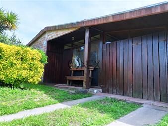 https://web5.gallito.com.uy/exclusivo-propiedad-con-2-casas-en-el-chorro-a-inmuebles-28063627