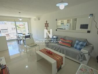 https://web5.gallito.com.uy/apartamento-de-1-dormitorio-en-alquiler-playa-brava-inmuebles-27615607