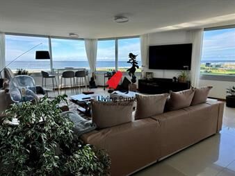 https://www.gallito.com.uy/espectacular-planta-primera-linea-servicios-inmuebles-28082023