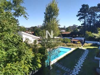 https://web5.gallito.com.uy/apartamento-en-venta-de-2-dormitorios-en-punta-inmuebles-26208902