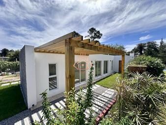https://web5.gallito.com.uy/venta-casa-de-3-dormitorios-ph-a-estrenar-en-zona-inmuebles-27959755