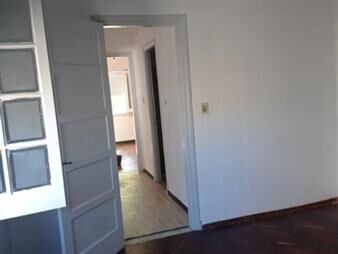 https://web5.gallito.com.uy/alquiler-apartamento-de-1-dormitorio-luminoso-en-inmuebles-28083024