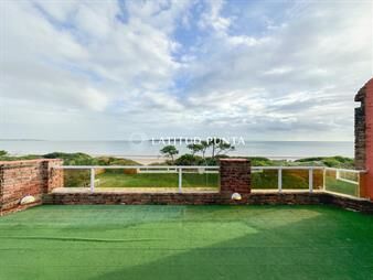 https://web5.gallito.com.uy/pent-house-en-mansa-primera-linea-3-mas-inmuebles-27174417