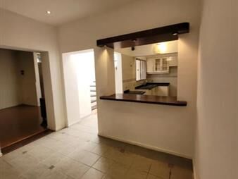 https://web5.gallito.com.uy/hermosa-casa-de-3-dorm-a-pocas-cuadras-de-tres-inmuebles-28086714