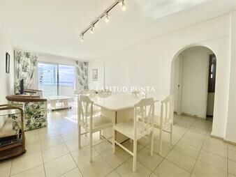 https://web5.gallito.com.uy/apartamento-en-peninsula-con-vista-al-mar-2-inmuebles-25675456