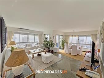 https://web5.gallito.com.uy/alquiler-apto-3-dormitorios-peninsula-punta-del-inmuebles-26019205