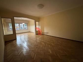 https://web5.gallito.com.uy/casa-sumamente-amplia-en-alquiler-inmuebles-28093382