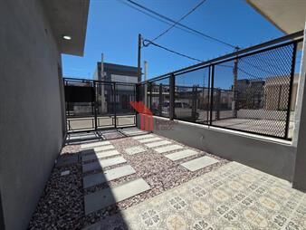 https://web5.gallito.com.uy/venta-casa-a-estrenar-uniã³n-2-dormitorios-patio-inmuebles-28093666