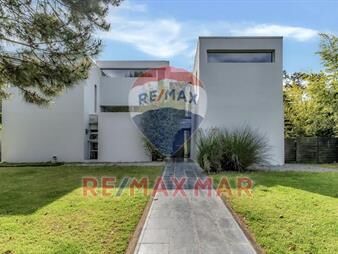 https://web5.gallito.com.uy/casa-4-dormitorios-en-alquiler-temporal-en-punta-inmuebles-28097884