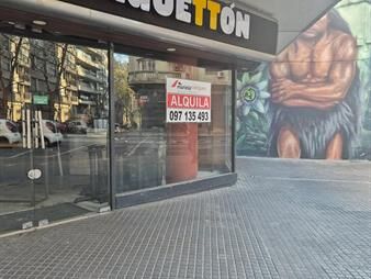 https://web5.gallito.com.uy/local-esquina-sobre-18-de-julio-y-requena-acepta-gastronom-inmuebles-28098105