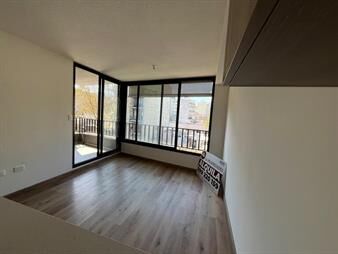 https://web5.gallito.com.uy/cordon-sur-calle-juan-djackson-al-frente-con-terraza-inmuebles-27972426