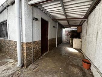 https://web5.gallito.com.uy/alquiler-casa-dos-dormitorios-patio-paso-duranas-inmuebles-28101779