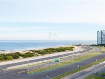 https://web5.gallito.com.uy/frente-al-mar-excelentes-vistas-de-la-brava-inmuebles-22910210