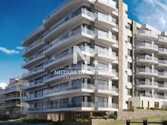 https://web5.gallito.com.uy/impecable-apartamento-con-hermosa-vista-de-3-en-inmuebles-27844640