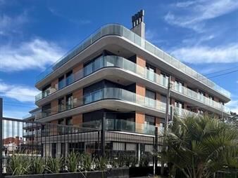 https://web5.gallito.com.uy/apartamento-de-dos-dormitorios-en-venta-en-barra-de-carrasc-inmuebles-26033051