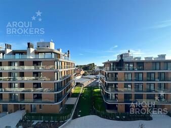 https://web5.gallito.com.uy/apartamento-de-dos-dormitorios-en-venta-en-barra-de-carrasc-inmuebles-27922636